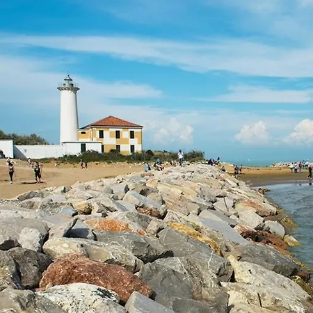 Relaxing Near The Apartman Bibione